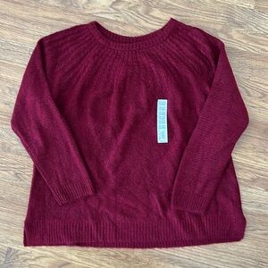 NWT Women’s sweater